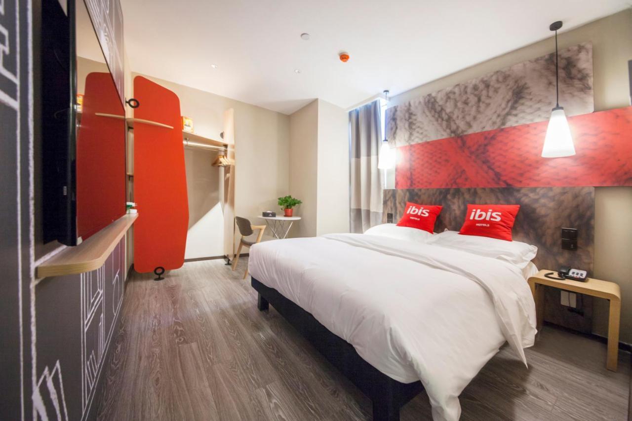 Ibis Nantong Middle Renmin Rd Hotel Exterior photo