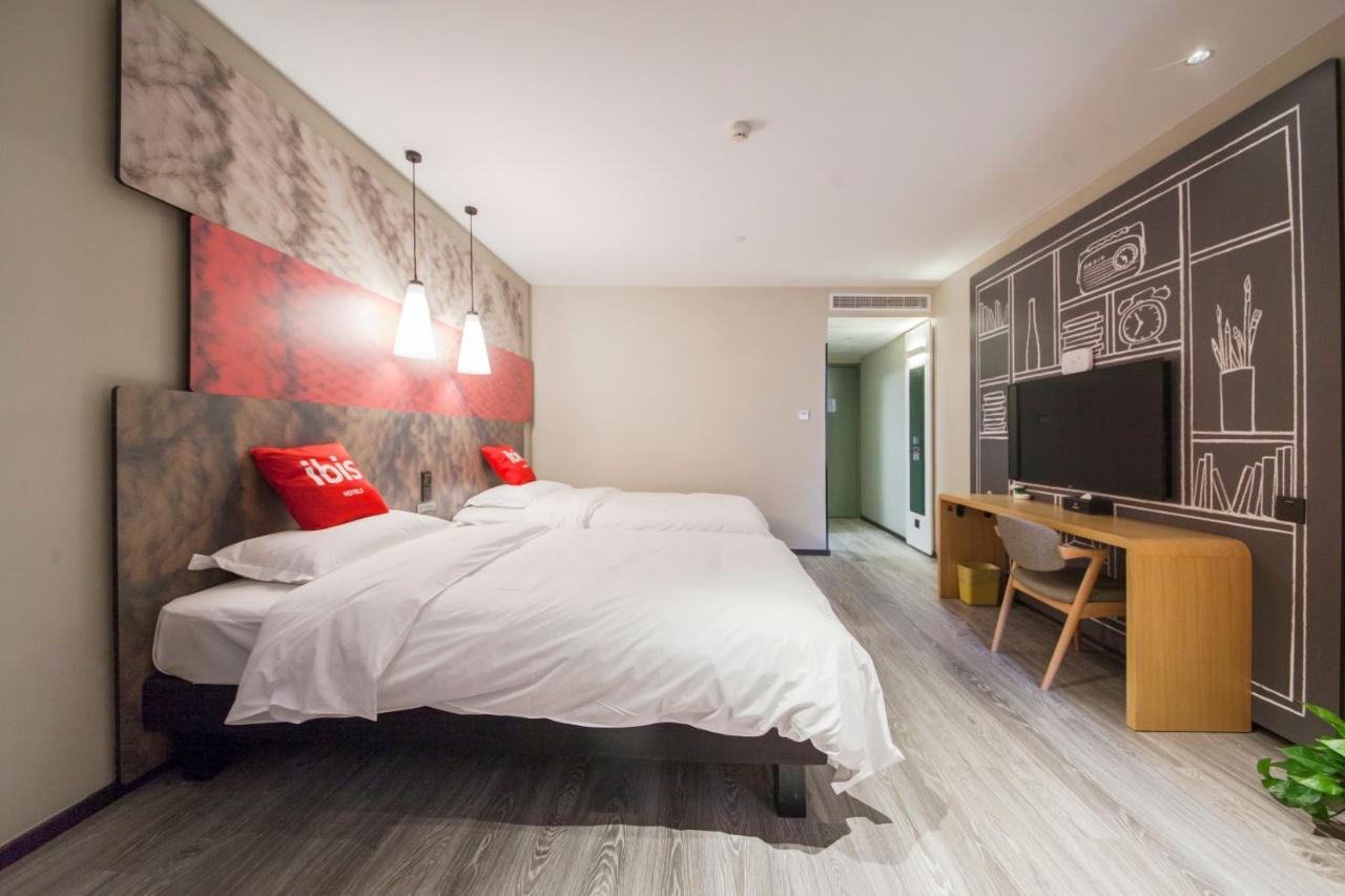 Ibis Nantong Middle Renmin Rd Hotel Exterior photo