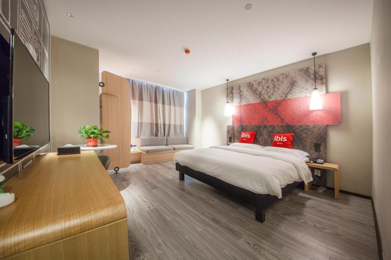 Ibis Nantong Middle Renmin Rd Hotel Exterior photo