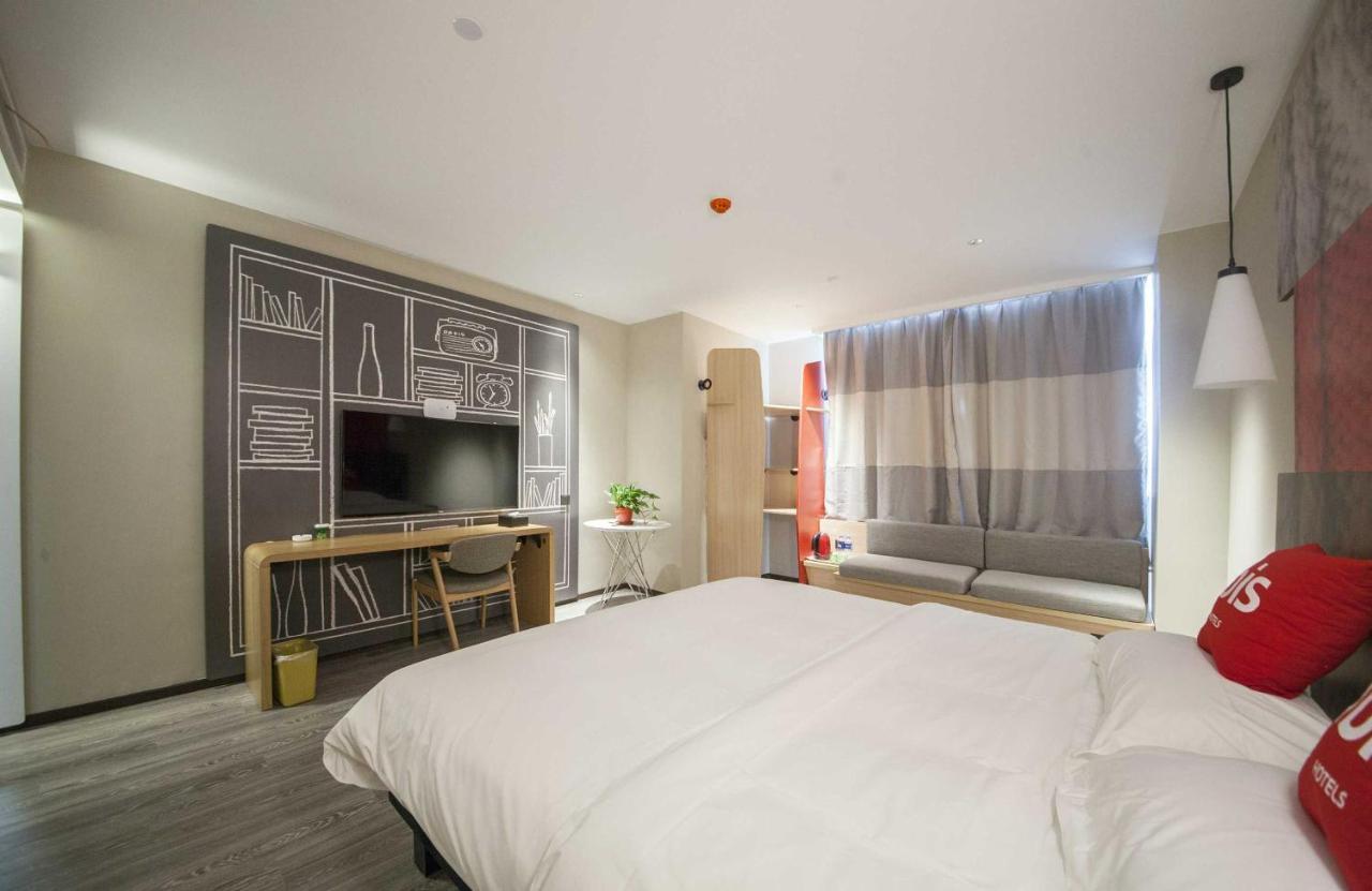 Ibis Nantong Middle Renmin Rd Hotel Exterior photo