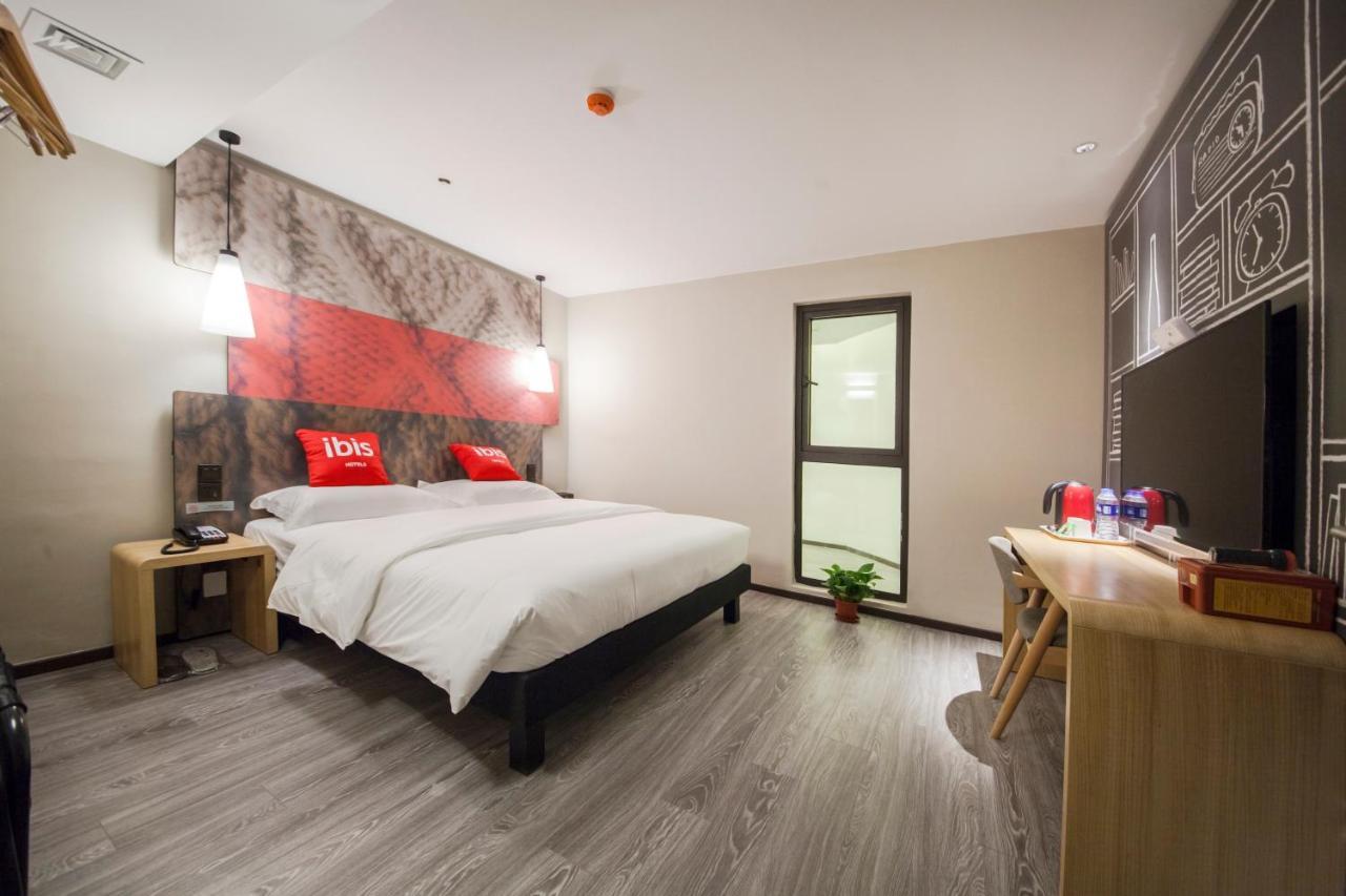 Ibis Nantong Middle Renmin Rd Hotel Exterior photo